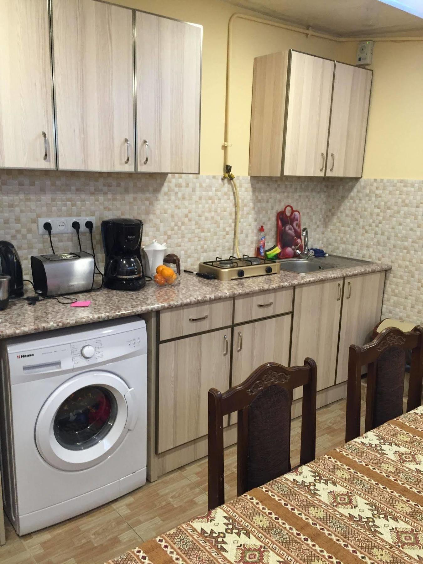 יירבאן Your Hostel מראה חיצוני תמונה