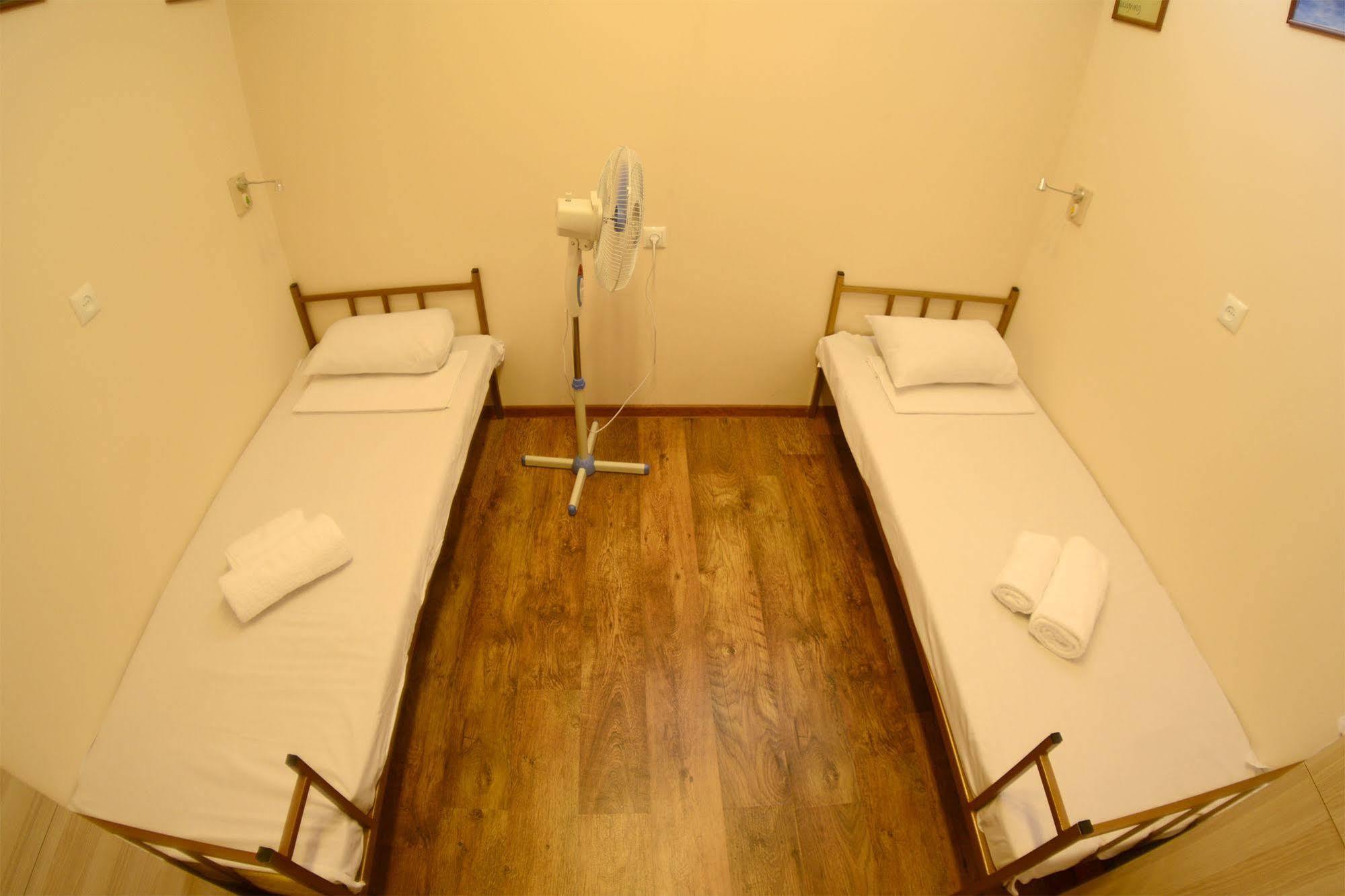 יירבאן Your Hostel מראה חיצוני תמונה
